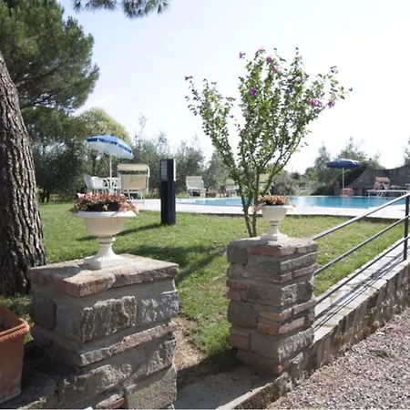 Le Casine-perignano-spinelli Sleeps 8 *